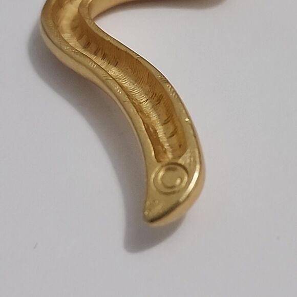 Brushed Gold Tone Signed C Squiggle Lightning bolt ZigZag Modernistic 2.5" Vtg - Picture 7 of 10